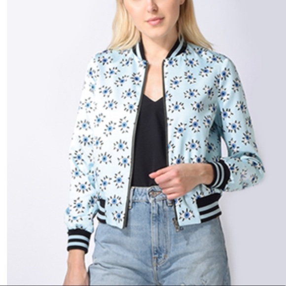 Alice + Olivia Lonnie Reversible Printed Baby Blue Eye Bomber Jacket XS - Picture 5 of 9